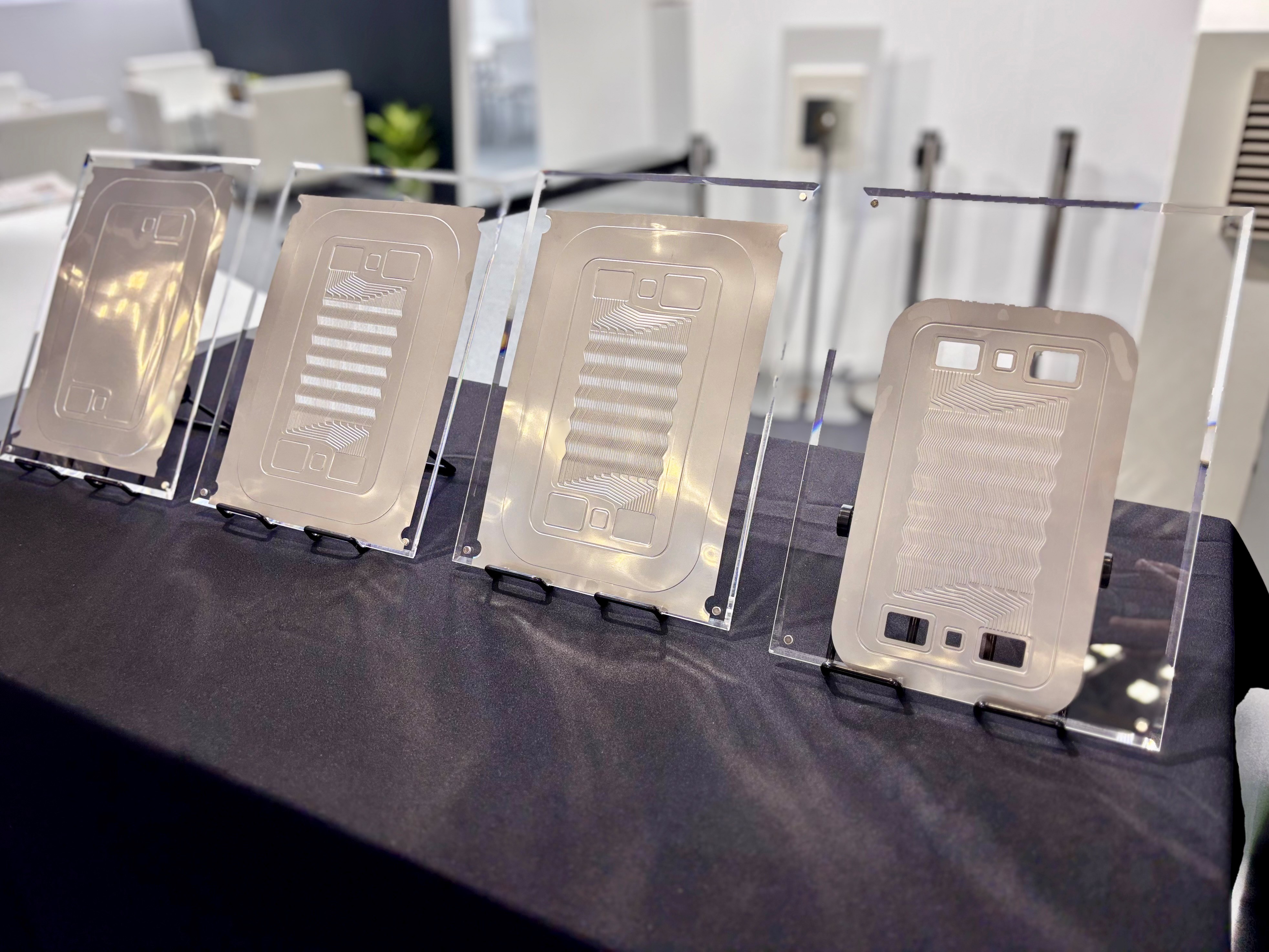 燃料電池用金属セパレータの加工をご紹介しました。